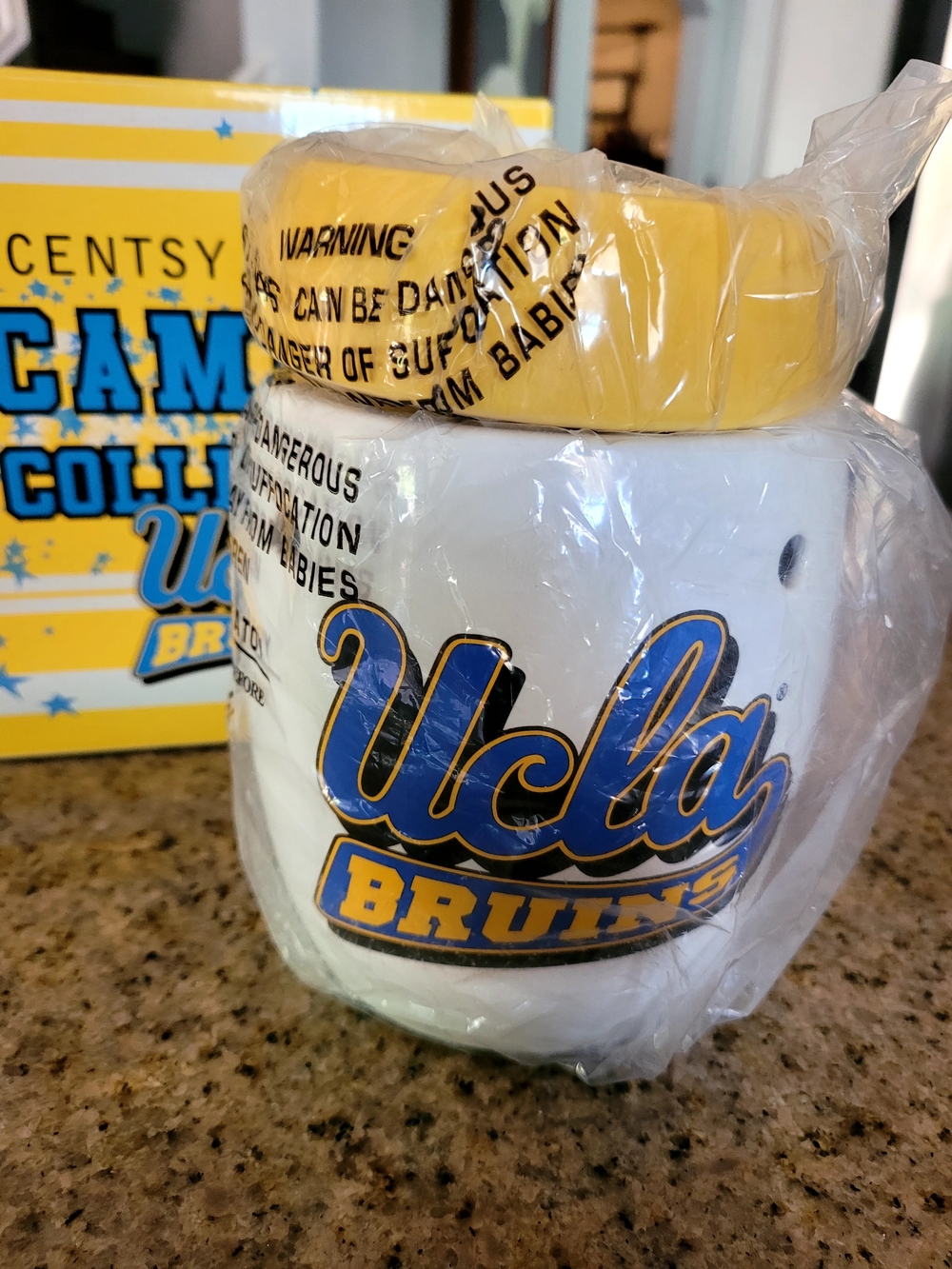 Scentsy UCLA Bruins White and Gold Ceramic Warmer